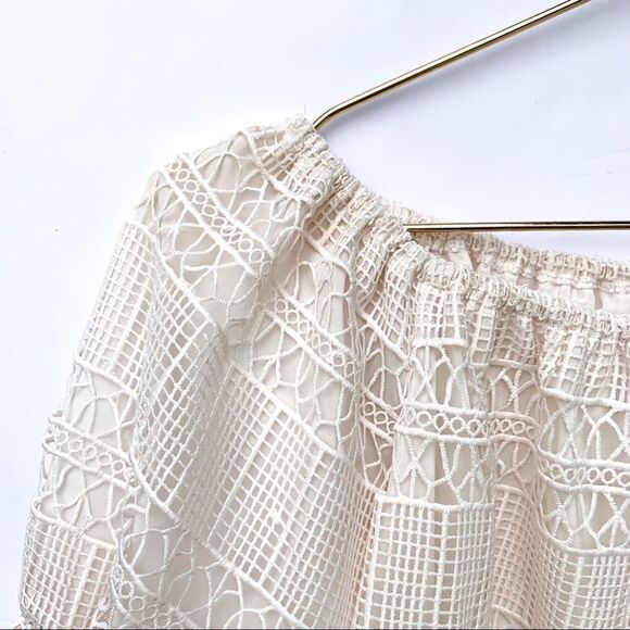 Tularosa Alexa Top Luster Cream Lace Crop Top - Picture 5 of 8